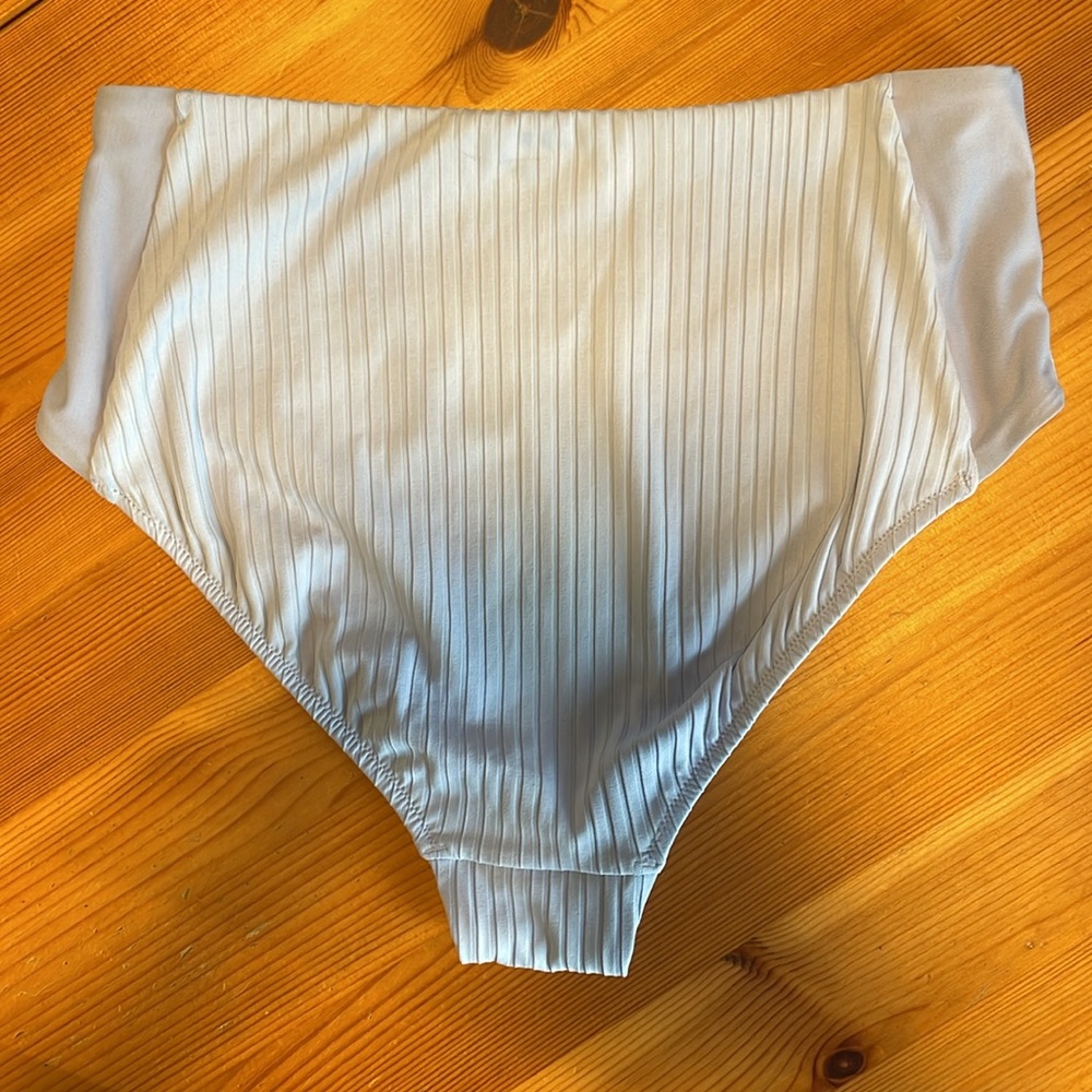 Athleta Size Small Rib High Waist Swim Bottom in Victorian Periwinkle - Picture 4 of 5